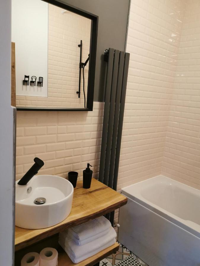 Central Park Studio Petroşani Екстериор снимка